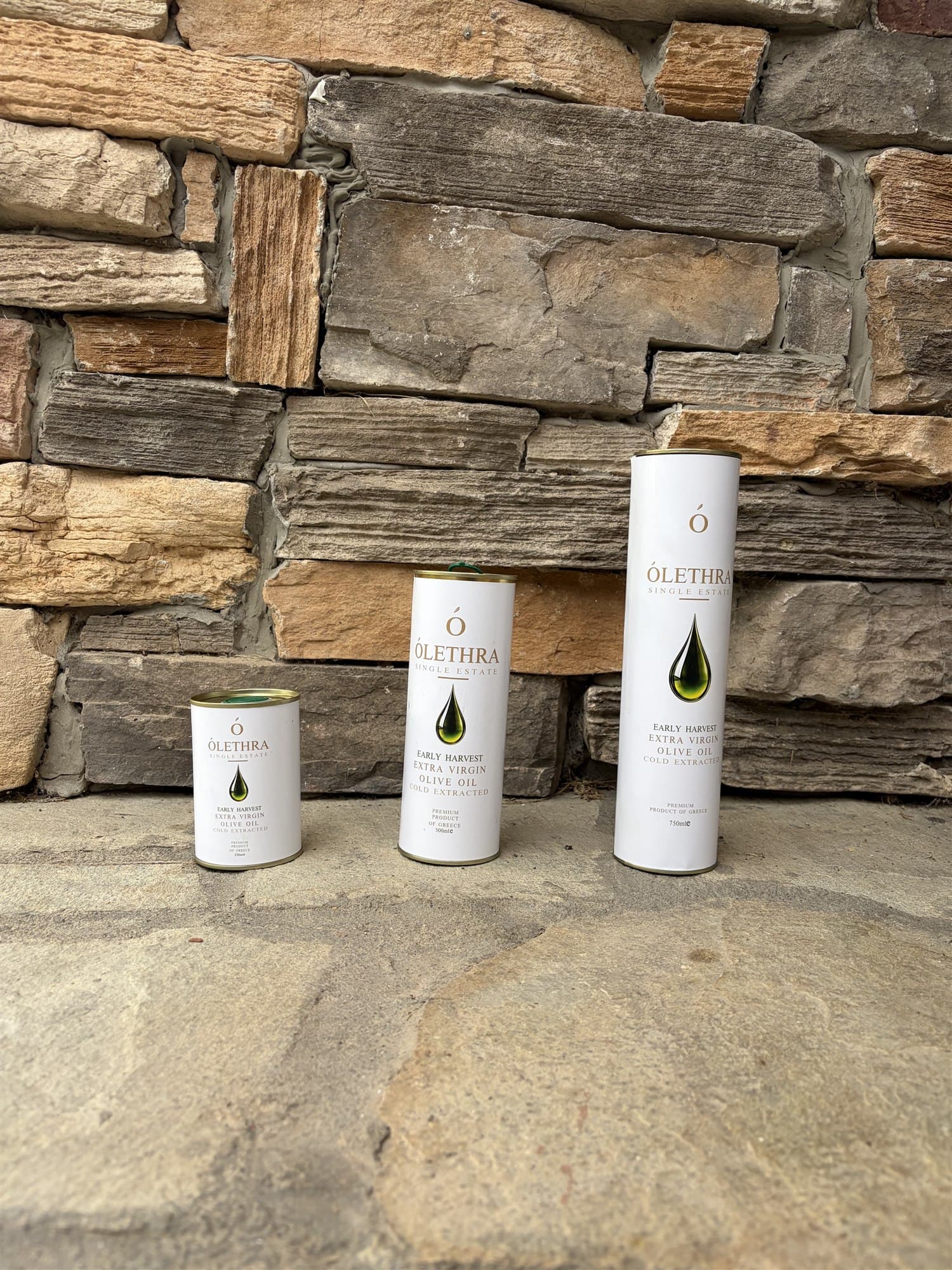 OLETHRA Early Harvest White Collection in premium cylindrical packaging